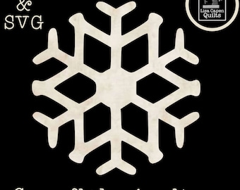 Könnte beinhalten: Ein weißes Schneeflocken-Applikationsdesign mit strukturiertem Hintergrund für Bastelprojekte. Das Design ist in den Formaten PDF und SVG verfügbar.