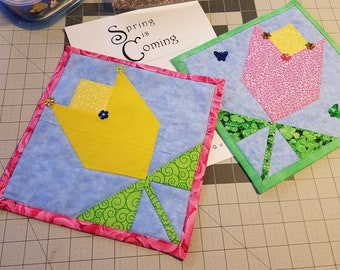 Tulip Mug Rug Quilt Pattern - Spring Applique (PDF Pattern)