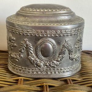 Vintage Silverplate Oval Jewelry Box Trinket Box Container Silver Dome Top Engraved Floral