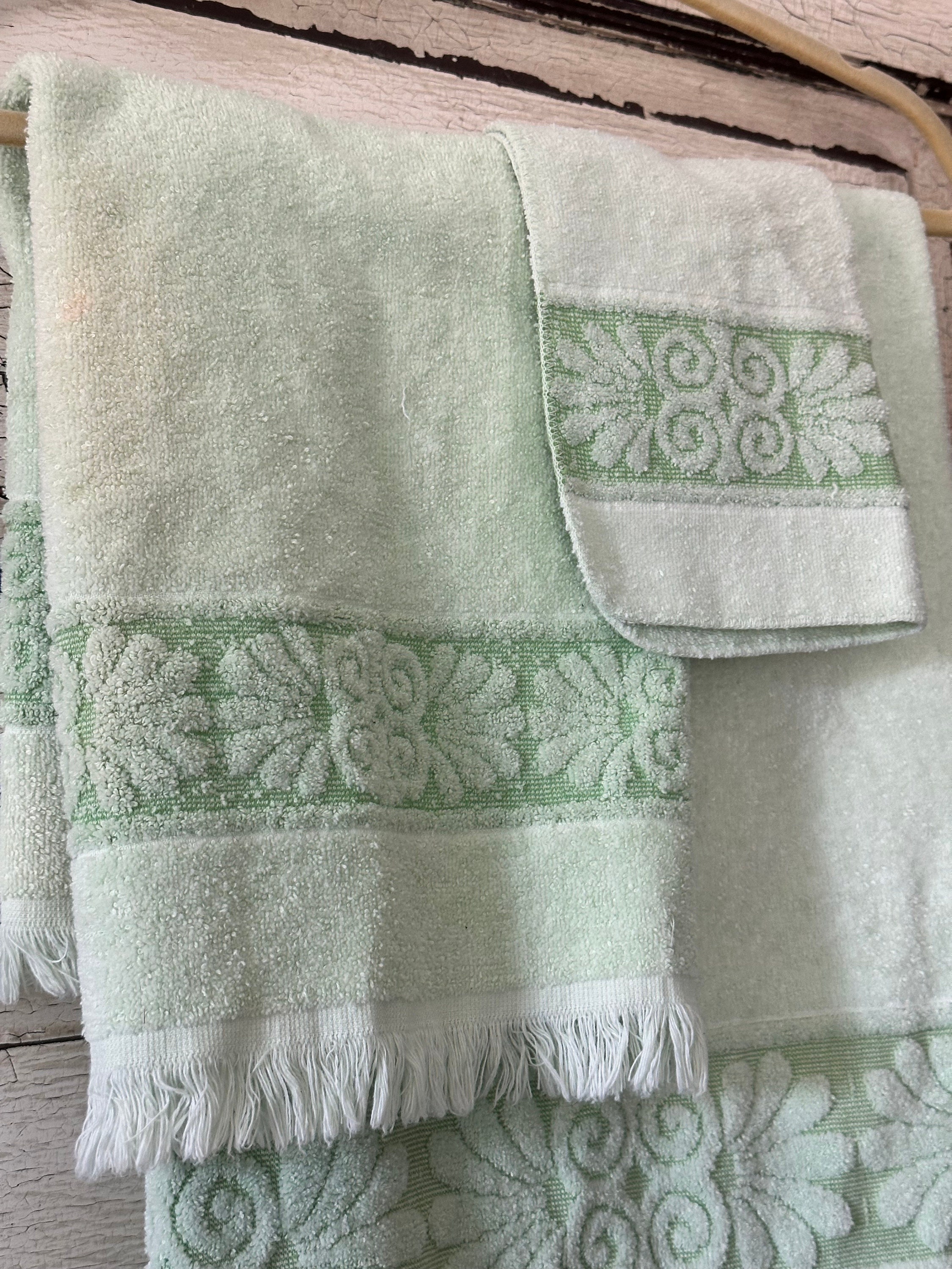 Vintage Set of Cannon Lime Green Bath Towels Hand Towel Rag