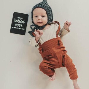 Cartões de marco para bebês recém-nascidos, conjunto de 25, cartões de marcos modernos em preto e branco, marco infantil, cartão de marco de berçário moderno, monocromático