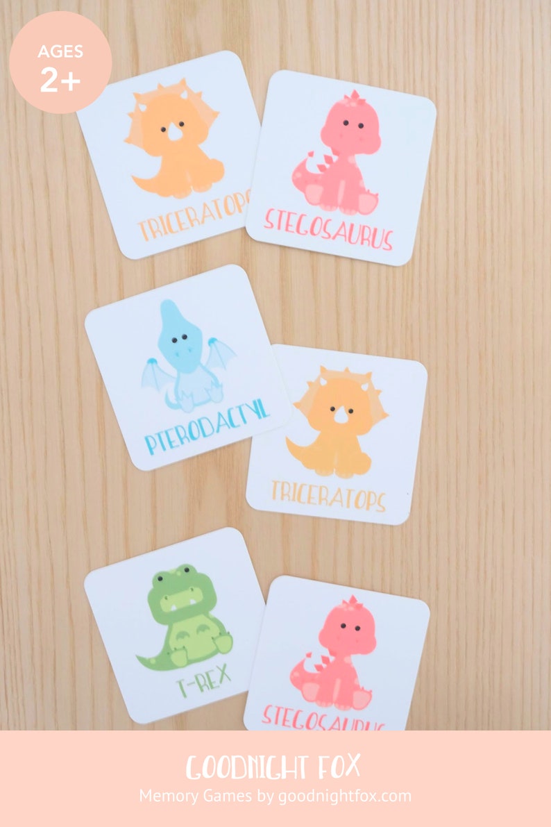 K&ouml;nnte beinhalten: Ein Set mit 6 bunten Dinosaurier-Memory-Karten. Die Karten zeigen Illustrationen von einem T-Rex, einem Triceratops, einem Stegosaurus und einem Pterodactylus. Die Karten sind f&uuml;r Kinder ab 2 Jahren geeignet.