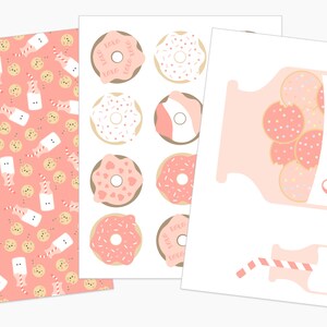 Puede incluir: Dise&ntilde;os ilustrados con galletas, donuts y botellas de leche. Los donuts son rosas y blancos con chispas y la palabra "xoxo". Las botellas de leche tienen pajitas a rayas rojas y blancas. La palabra "Cookies" est&aacute; escrita en un tarro.