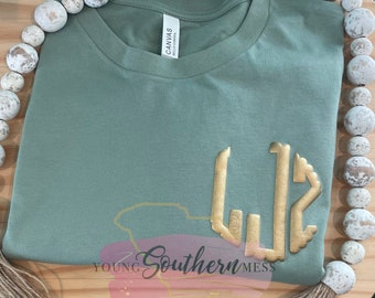 Gold Puff Monogram T-Shirt, Metallic Gold Monogram, Fall Monogram Shirt, 3D Monogram shirt, Puff Vinyl Shirt, Gift, Shirt for Fall