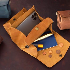 Sac minimaliste en cuir avec compartiments, sac bandoulière personnalisé, petit sac à bandoulière personnalisé, cadeau pour maman, mini pochette compacte