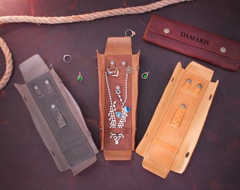 Porta joyas grabado para mujer, organizador de joyas de cuero personalizado, estuche personalizado para anillos, pendientes y collares, regalos para ella
