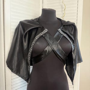 Black Satin Short Capelet with Silwer Trim, Satin Cape, Gothic Cape, Cosplay Capelet