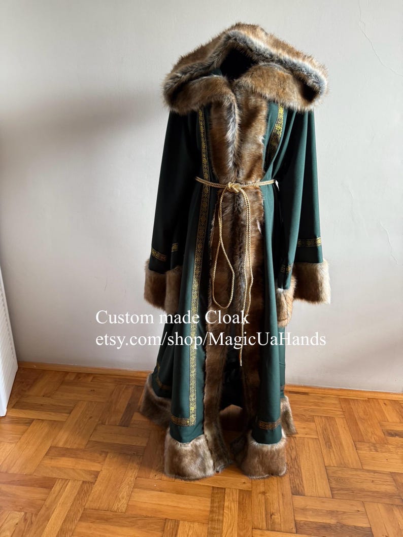 Lizardfolk Robe Hooded Christmas Edged Robe With Fur, Cosplay Wizard Tunic, Hooded Fur ...