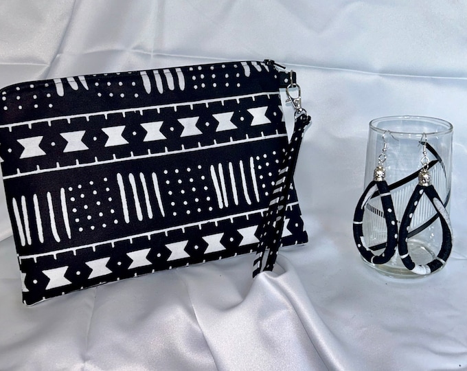 Ankara/African Print/Black History/African American/Ethnic Wristlet With Matching Earrings