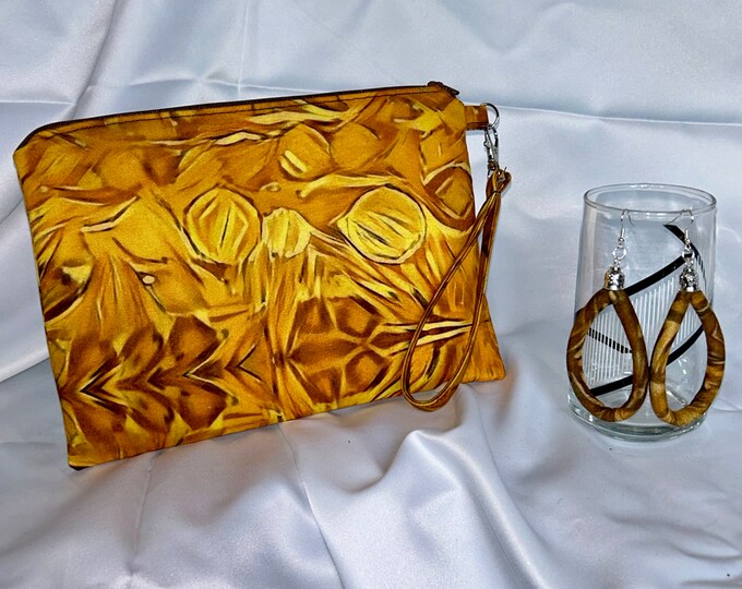 Ankara/African Print/Black History/African American/Ethnic Wristlet With Matching Earrings