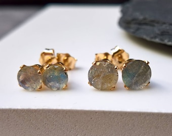 Clous de boucles d&#39;oreilles en labradorite, clous d&#39;oreilles en labradorite remplis d&#39;or, clous d&#39;oreilles en labradorite, clous d&#39;oreilles en pierres précieuses, clous délicats, tailles 5 mm ou 6 mm