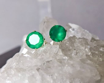 Clous d&#39;oreilles en onyx vert, boucles d&#39;oreilles en onyx vert, clous en onyx, clous d&#39;oreilles en argent sterling, clous d&#39;oreilles en pierres précieuses, clous délicats, taille 6 mm