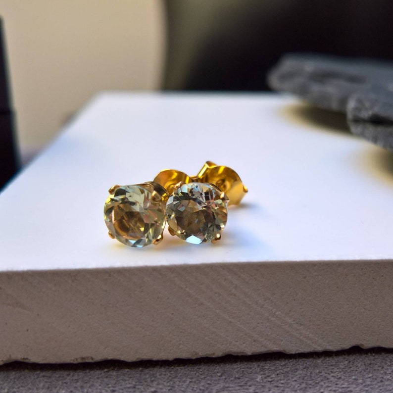 Darcy Thread Earrings - Green Amethyst
