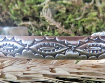 Rare Fishbone Pattern Nora Tahe Navajo HEAVY Sterling Silver Ingot Bracelet