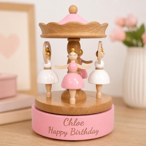 女の子向けの木製バレリーナオルゴール、子供向けカスタムカルーセル木製記念品、1歳の誕生日やベビーシャワーのギフト、子供部屋の装飾