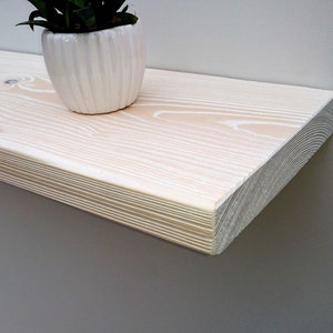 Wandregal Wandboard Weiß aus strukturiertem Holz Bild 5