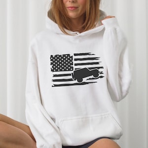 Offroad Hoodie USA Flag US Off-road 4WD Off Road Lover Sweatshirt American 4WD Flag Women Patriot Offroader 4x4 Feminist Girl Power Hoodie