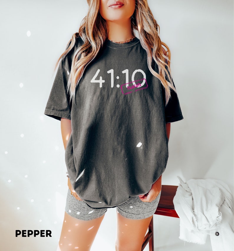 Colores cómodos Camisa minimalista Biblia rosa Camiseta de moda Regalo para camisa cristiana Isaías 41 10 Camiseta Camisa religiosa de gran tamaño de moda Pepper