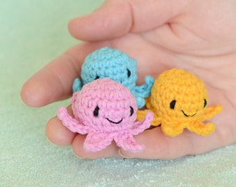 Small octopus Mini crochet sea creature Tiny amigurumi ocean toy Kawaii plush animal Little octopus baby toy Stuffed jellyfish marine