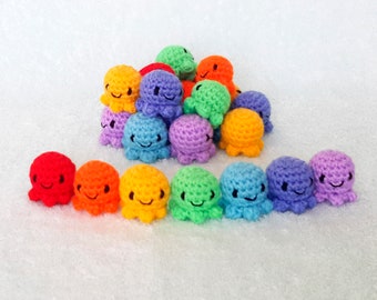 Tiny jellyfish Mini crochet octopus Amigurumi ocean Small baby toy Fidget stress ball Rainbow kids toy Kawaii plush Educational soft toy