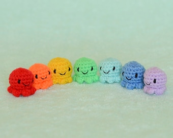 Mini kwallen Kleine gehaakte octopus Klein zeedier Amigurumi oceaan dierenspeelgoed Octopus babyspeelgoed Regenboog kinderspeelgoed Gevulde pluche kwallen