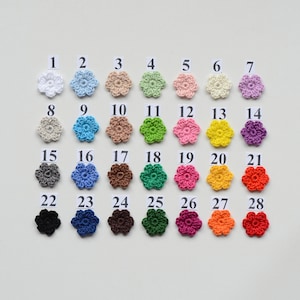 Pequeñas flores de crochet Flores multicolores Apliques de flores Apliques de crochet Flor para scrapbooking Mini flores de crochet Motivo de crochet, 5 uds.