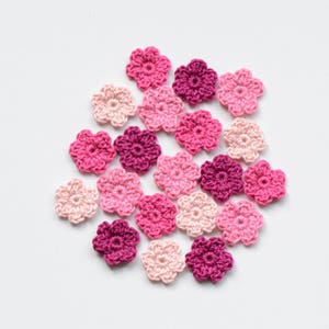 Conjunto de mini apliques de flores de crochê fúcsia, pequeno, com motivo para fazer cartões, mini flores de crochê, enfeite de flores de tricô, 20 peças.