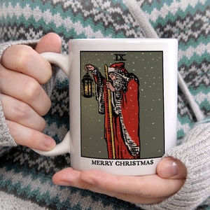 Taza de café navideña: El Ermitaño como Papá Noel