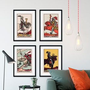 Ensemble d’impression de cartes de tarot des quatre chevaliers - Le chevalier des coupes, le chevalier des épées, le chevalier des baguettes, les affiches du chevalier des pentacles, sans cadre
