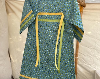 Girls Ribbon Dress,   size 8