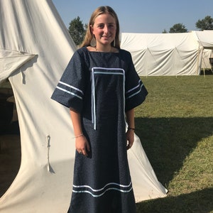 Girls Ribbon Dress, size 2