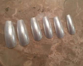 Metallic white long coffin False Nails