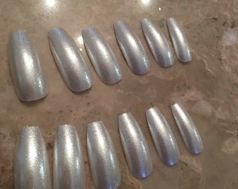 Metallic White Long Coffin False Nails