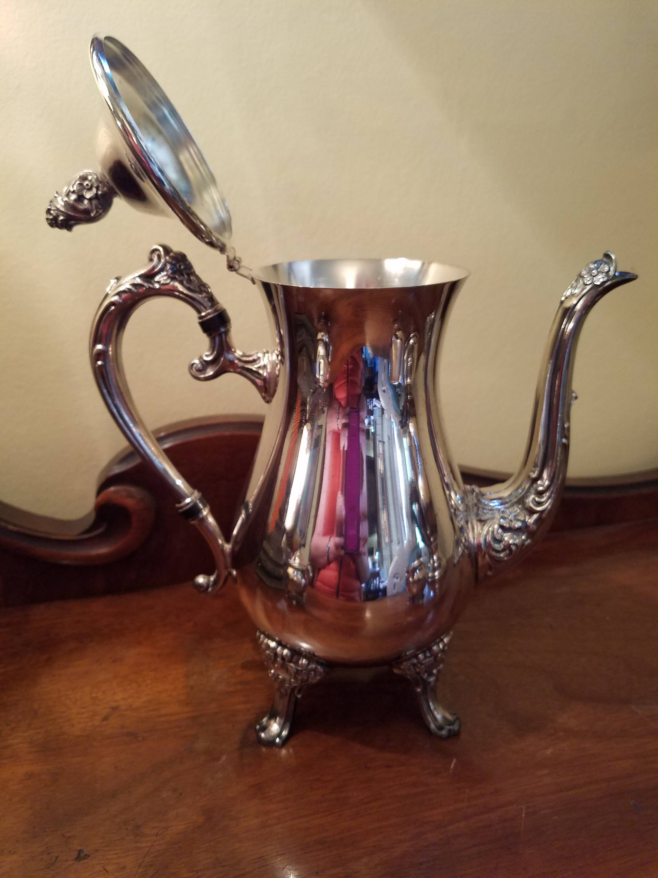 Vintage Suffolk Silversmith Silverplate 3 Piece Tea Set - Vintage