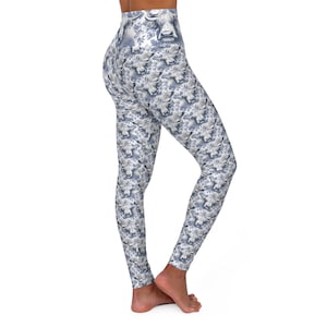 Highland Cow Toile High Waisted Yoga Leggings, Yoga Pants, Runs Small so order a size up! Made to Order