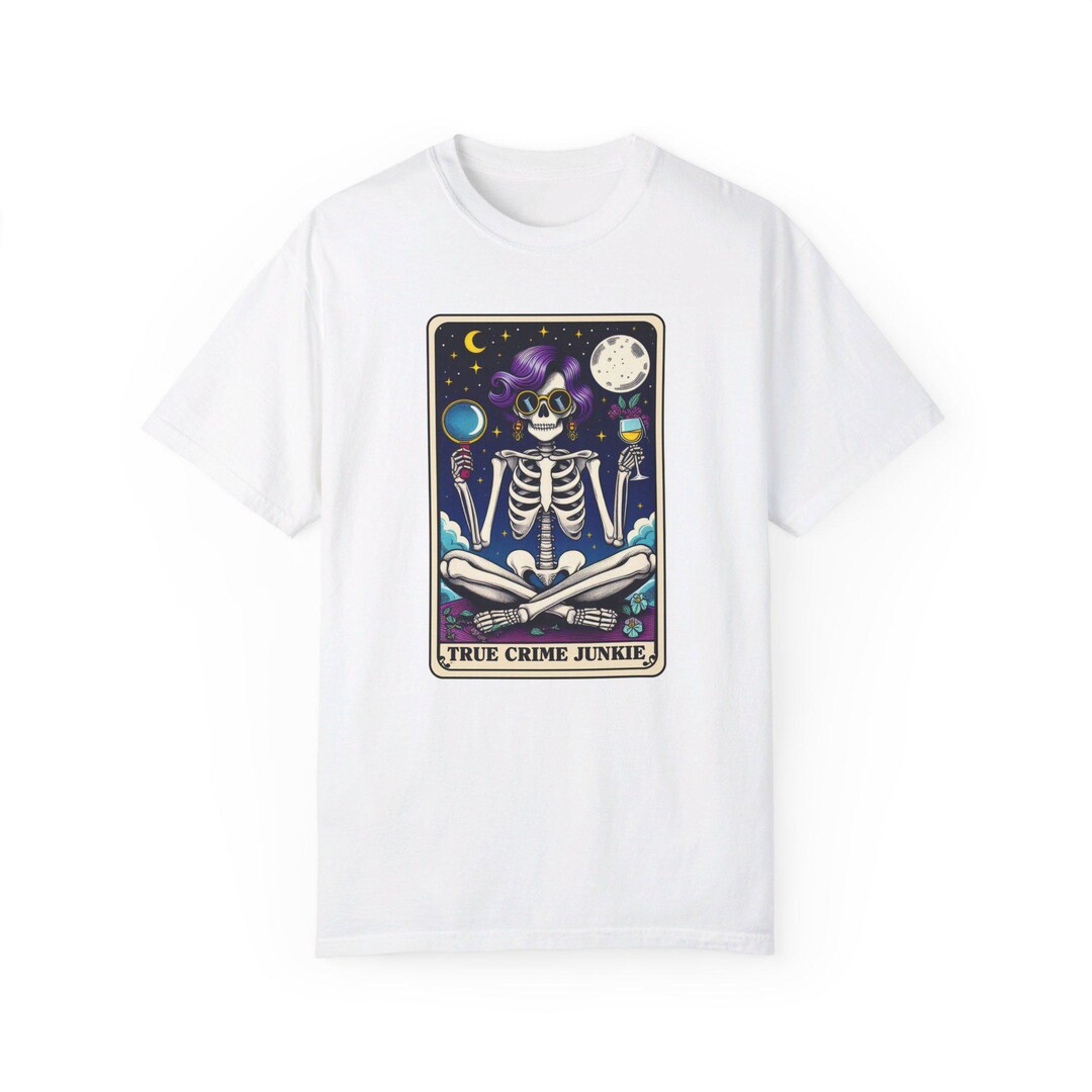 Investigator Tarot Card Tee