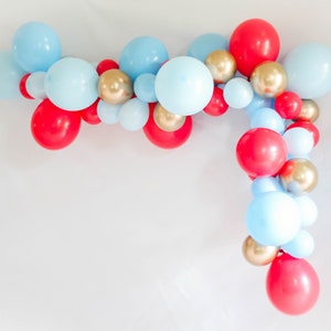 Carnival Balloon Garland - Circus Balloon Garland Party Decor - Blue Red Gold Balloons - Carnival Party Decor - DIY Balloon Garland Kit