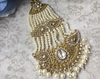Hyderabadi bridal hair accessory, jhoomar, passa in pearls,Hyderabadi Jadavi jhoomar, jhumar and tika (white), Large bridal jadau