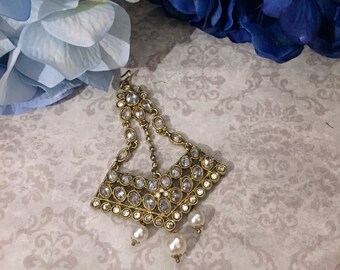 Hyderabadi bridal hair accessory, jhoomar, passa antique gold,Hyderabadi Jadavi jhoomar, jhumar and tika polki, bridal