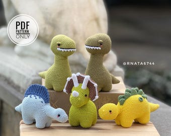 Dinosaurios bebés de ganchillo: Patrón de T-Rex, Triceratops, Brontosaurio y Estegosaurio (PDF)