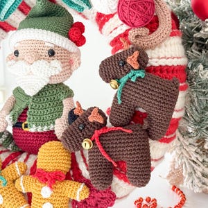 Crochet Christmas Wreath Pattern – Amigurumi Advent Decor (PDF) image 15