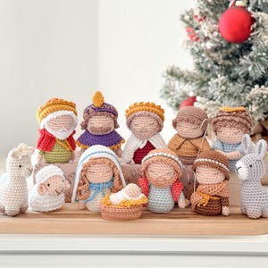Crochet Nativity Set with Animals | Mini Christmas Decoration Pattern | Low-Sew (PDF)