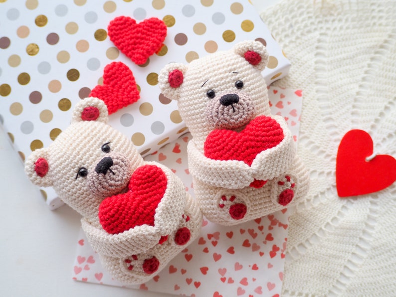 Crochet Valentines Bear /Pattern/PDF/English only/ Valentines toy, Valentines Bear, Amigurumi, Crochet Bear with Heart image 9
