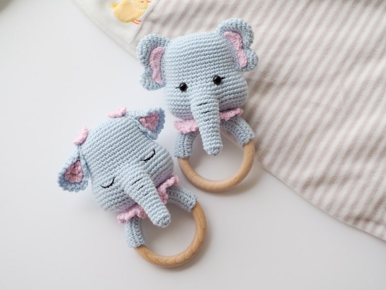 Crochet Elephant teethe/rattle/holder /Pattern/PDF/English, German only/ Amigurumi, Baby shower, Baby toy, Newborn, Plush toy, Newborn Toy image 4