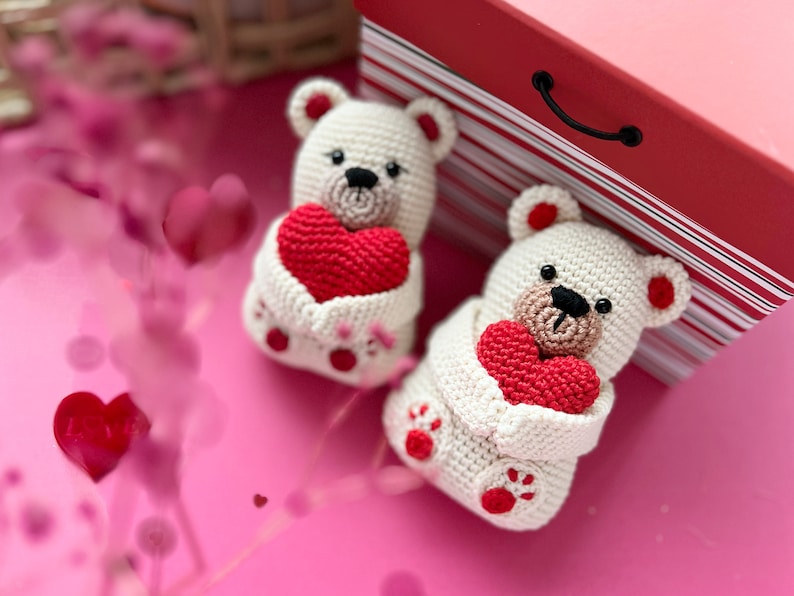 Crochet Valentines Bear /Pattern/PDF/English only/ Valentines toy, Valentines Bear, Amigurumi, Crochet Bear with Heart image 2