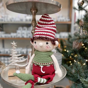 Crochet Christmas Elves Pattern, Christmas Doll (PDF) image 2