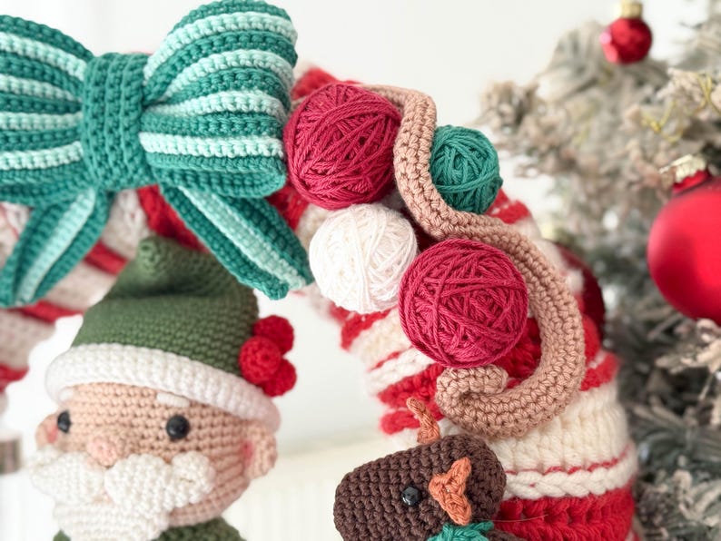 Crochet Christmas Wreath Pattern – Amigurumi Advent Decor (PDF) image 19