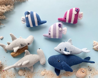 ハンドメイド　夏　編みぐるみ　インテリア　置物　海の生き物　イルカ かぎ針編みの海の動物：イルカ、魚、タコ、カメ、シロ