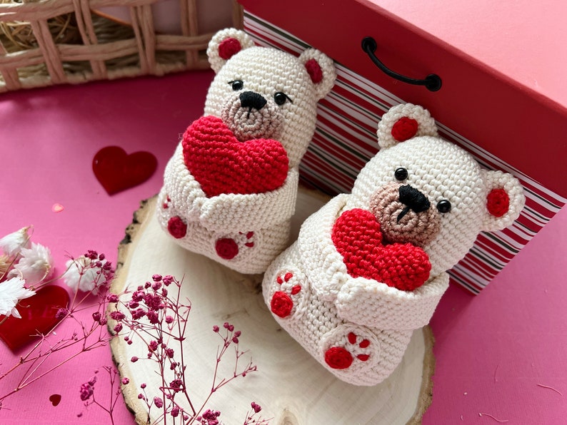 Crochet Valentines Bear /Pattern/PDF/English only/ Valentines toy, Valentines Bear, Amigurumi, Crochet Bear with Heart image 8