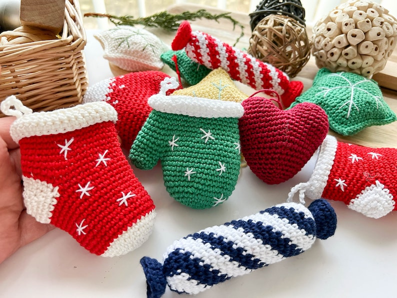 Crochet Christmas Ornaments: flashlight, gingerbread house, star, heart, glove, sock, candy and drum/Pattern/English only/PDF, Christmas image 5